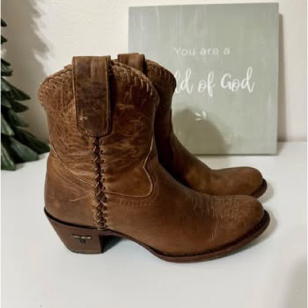 Women's Brown Leather Western Ankle Boots - Classic Cowboy Booties